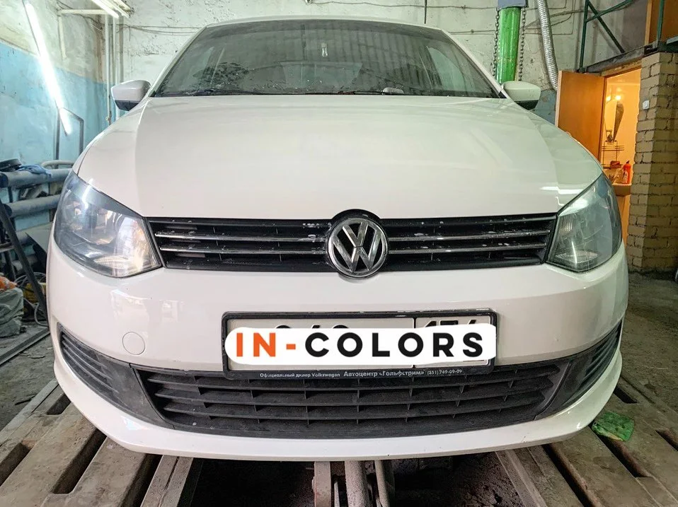 Volkswagen Polo после кузовного ремонта в Интер-Колор